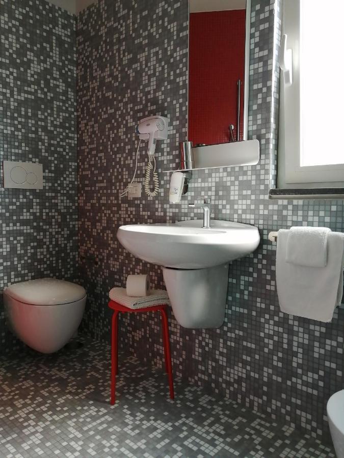 Diana Rooms Artena Buitenkant foto